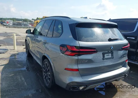 2026 BMW X5 xDrive40I z USA, uszkodzony, nr VIN 5UX23EU08T9076197